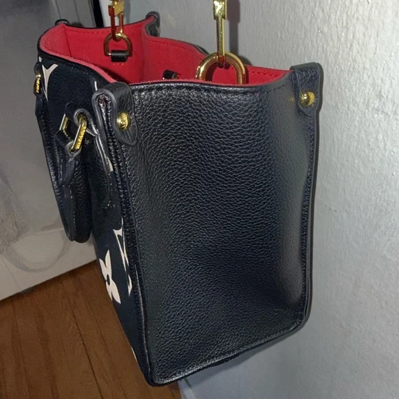 Black and White Jacquard Bag - Picture 9 of 10